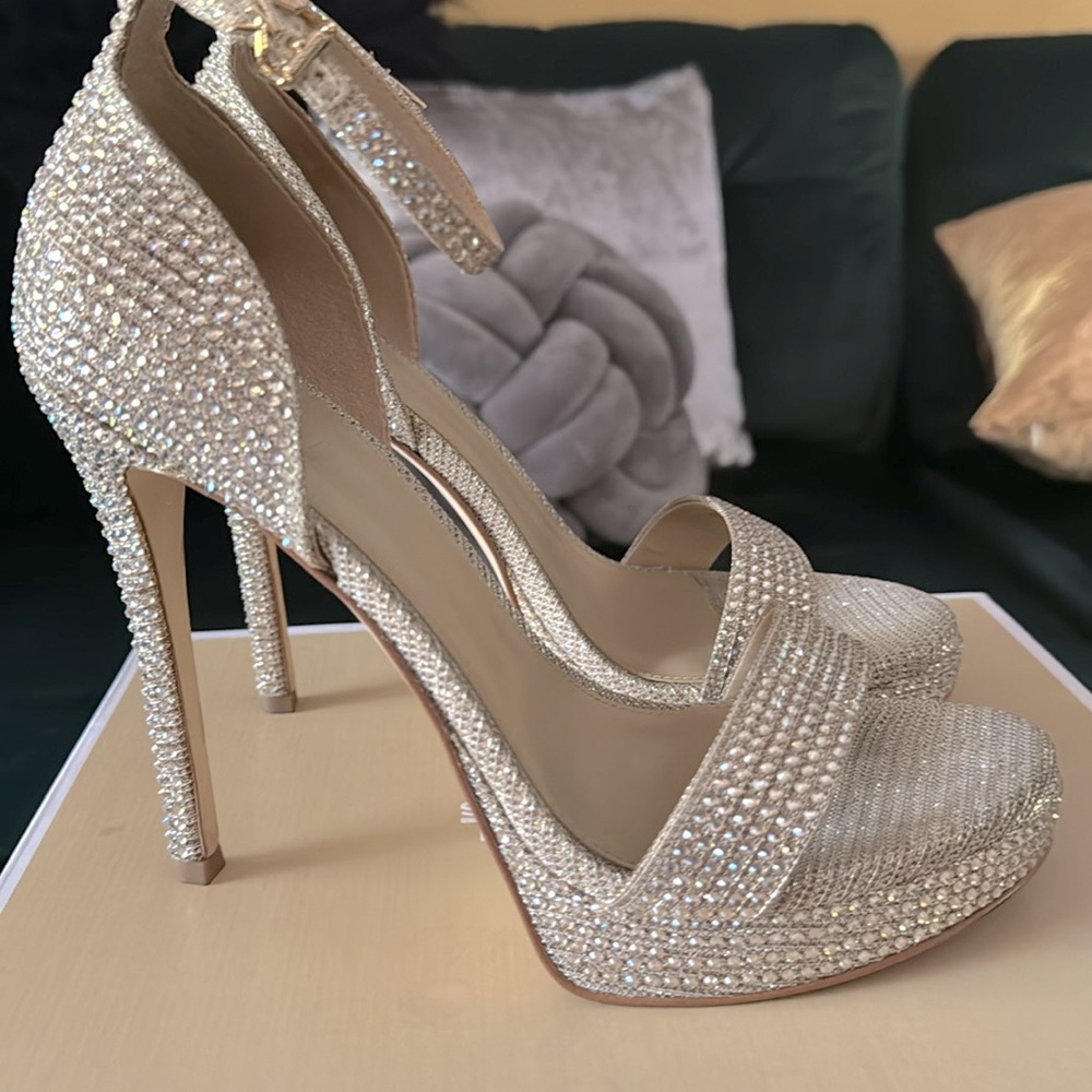 Michael Kors Jordyn gold sparkly heels ๐๐๐ - Picture 3 of 6